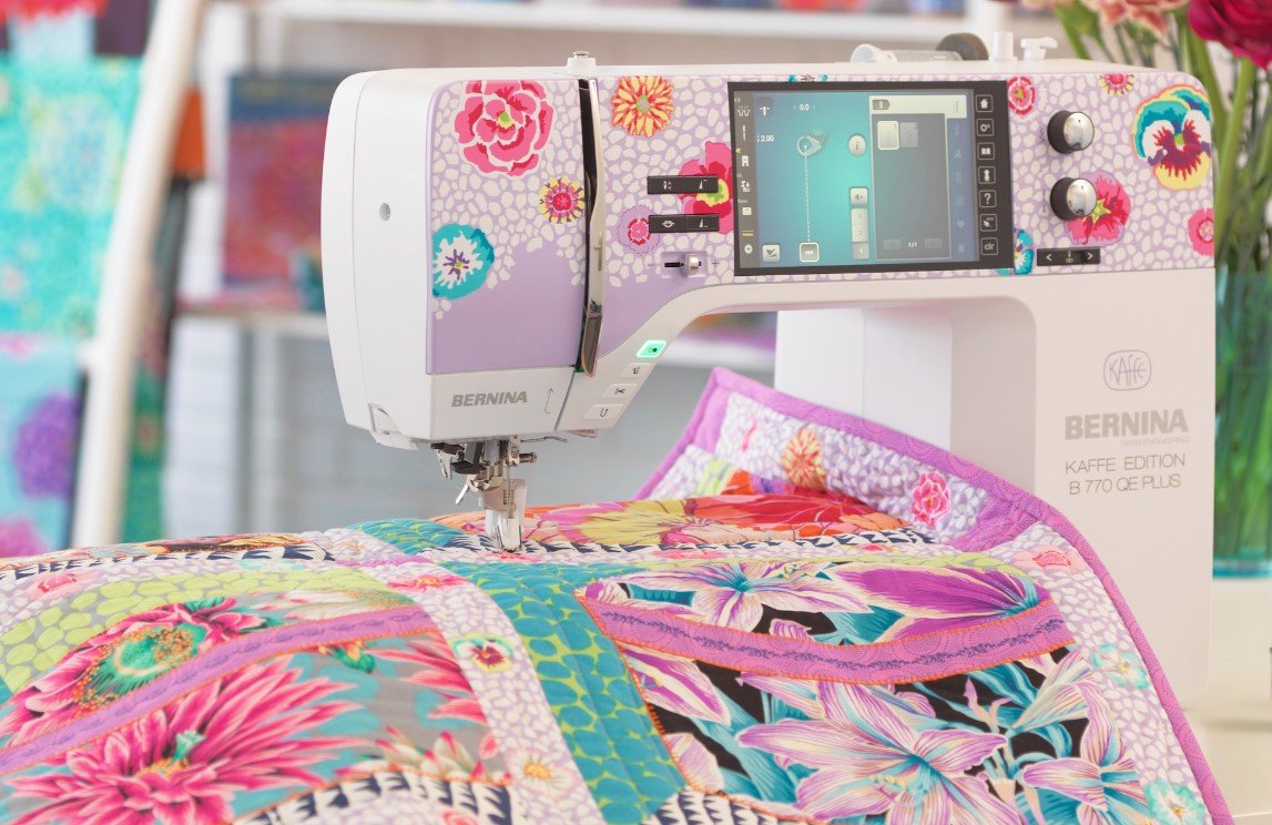 B770 QE Plus Kaffe Edition — Barnes Sewing Center